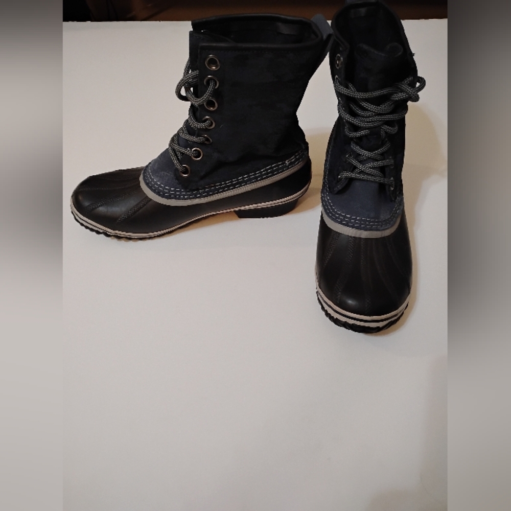 SOREL Women's Black Blue Boots Waterproof Hand Crafted Natural Rubber LaceUp 9.5 - Picture 4 of 16
